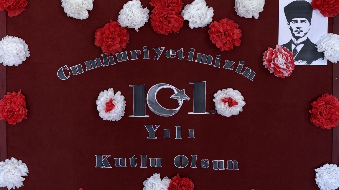 CUMHURİYETİMİZİN 101. YILINI BÜYÜK BİR COŞKUYLA KUTLADIK